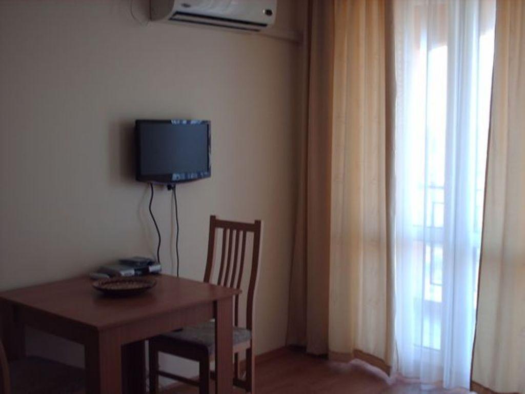 Chateau Aheloy Hotel Pomorie Szoba fotó