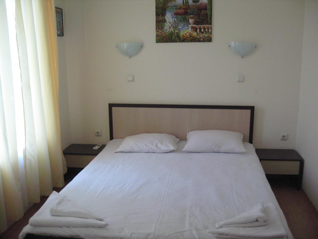 Chateau Aheloy Hotel Pomorie Kültér fotó